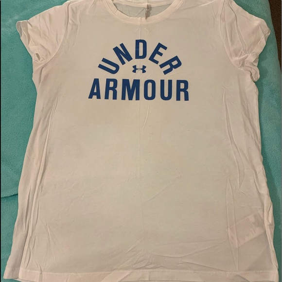 🌸 Under Armour Tee Shirt - Picture 1 of 3